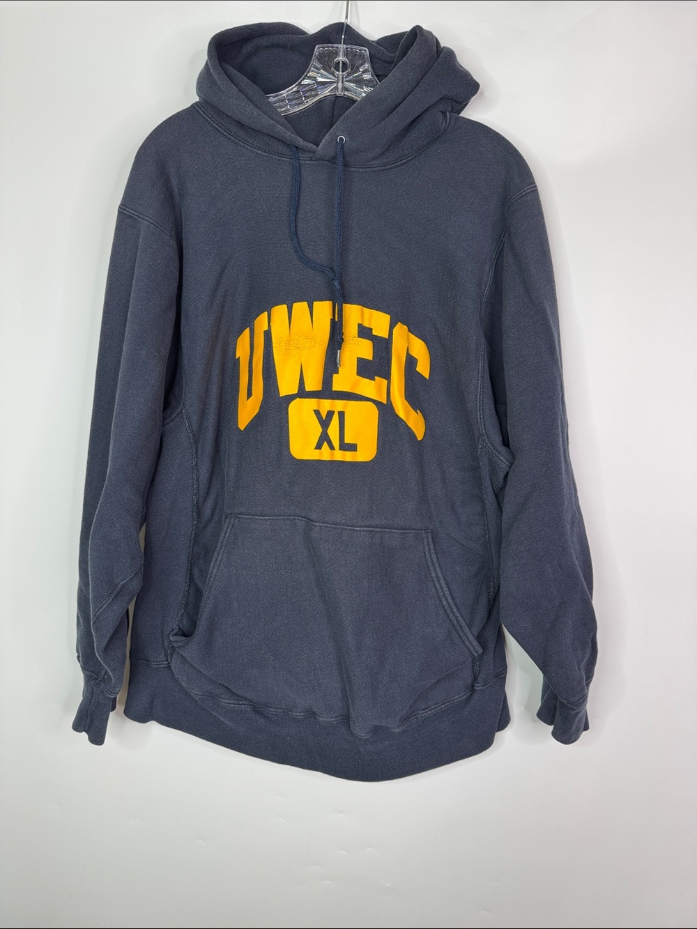 Vintage Sand Knit UWEC Navy Blue Hooded Sweatshirt Size Large